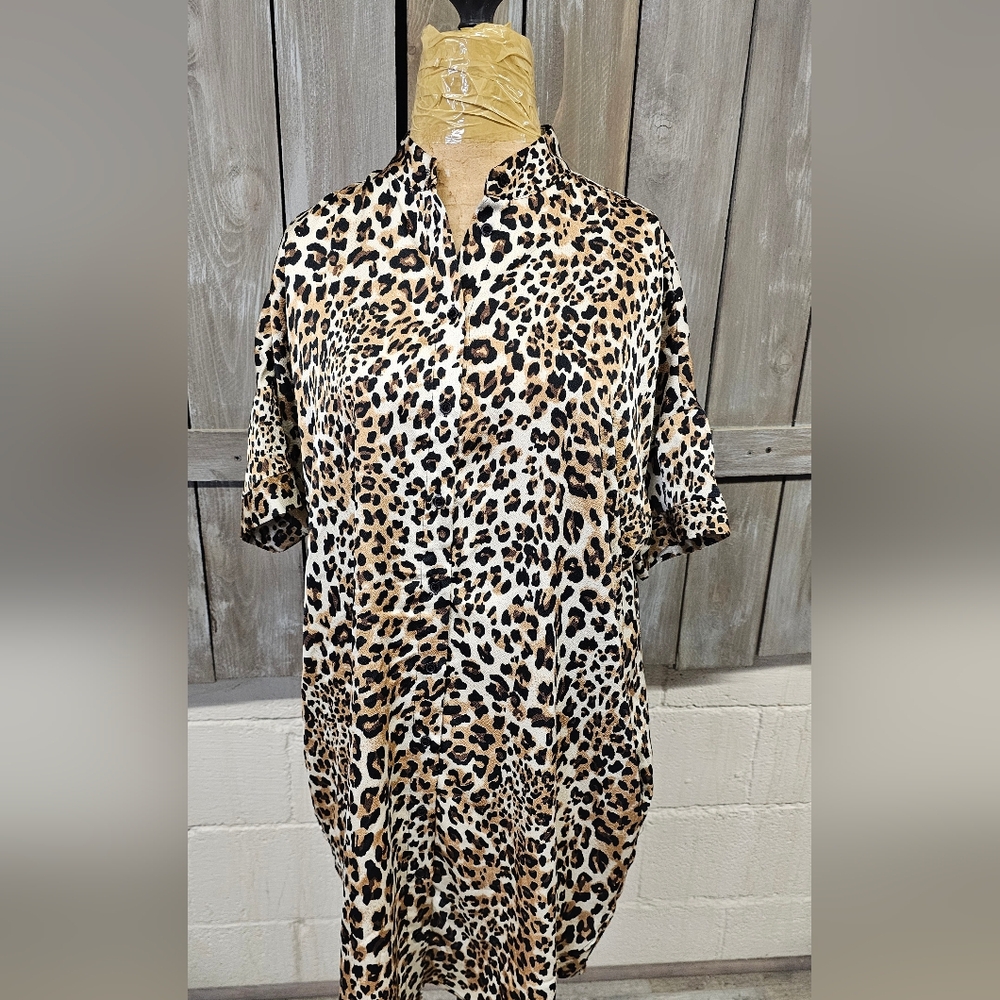 Ellison Button Up‎ Leopard Print Oversized Dress Size Small